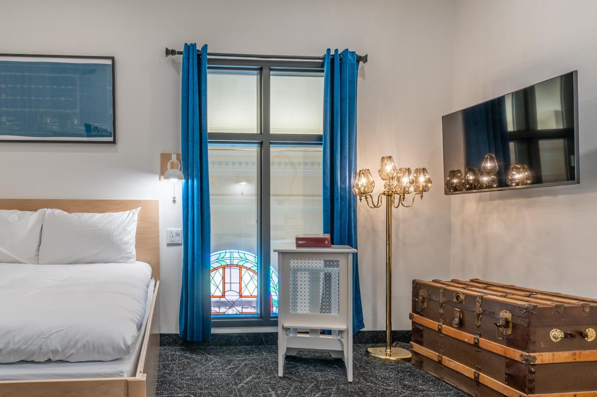 Le Saint-Creme Hotel Алма Екстериор снимка