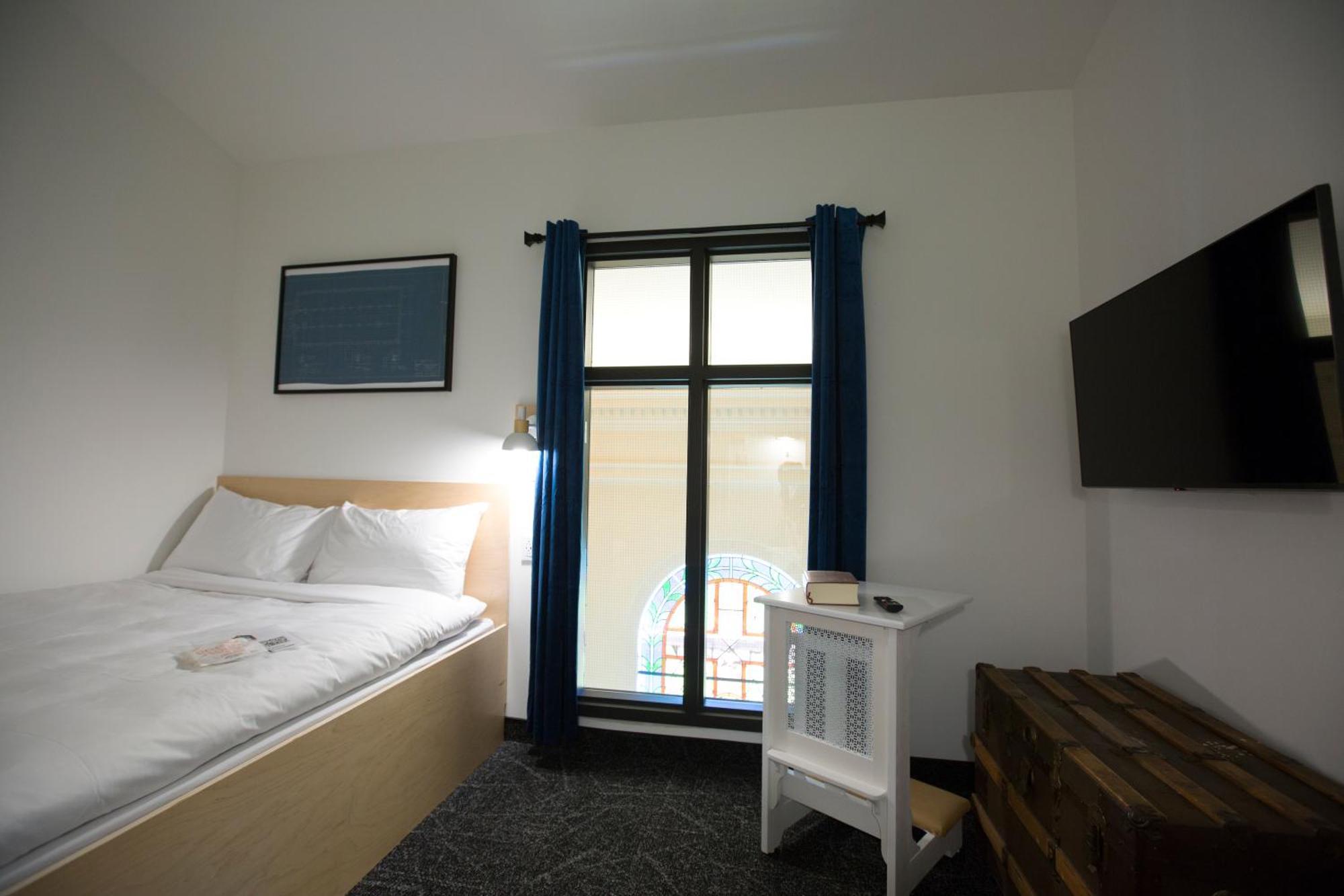 Le Saint-Creme Hotel Алма Екстериор снимка